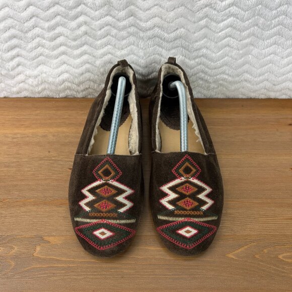Latigo Anthropologie Sherpa Flats Southwestern Navajo Embroidered Suede Shoe 7.5 - Picture 2 of 8